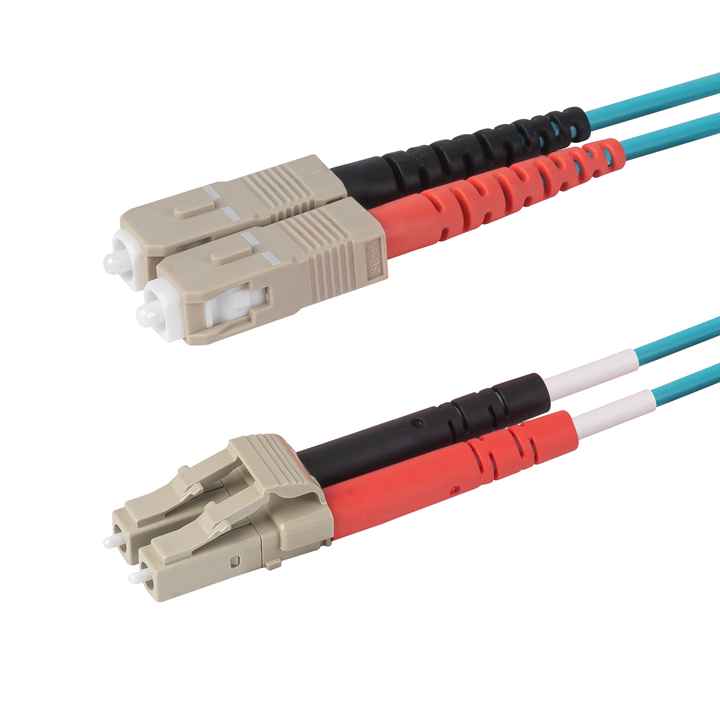 5 Meter Duplex SC zu LC Glasfaser-Patchkabel mit rot-schwarzen Stiefeln Corning Clear Curve OM4 Multimode-Glasfaser für Rechen zentrum