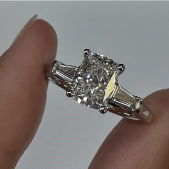 Or véritable massif 18 carats