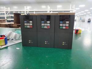 220V 0,75 kW Ausgang 4,5 A Mini-Frequenz umrichter Einphasen-Wechsel richter VFD-Vektors teuerung - Product Image 5