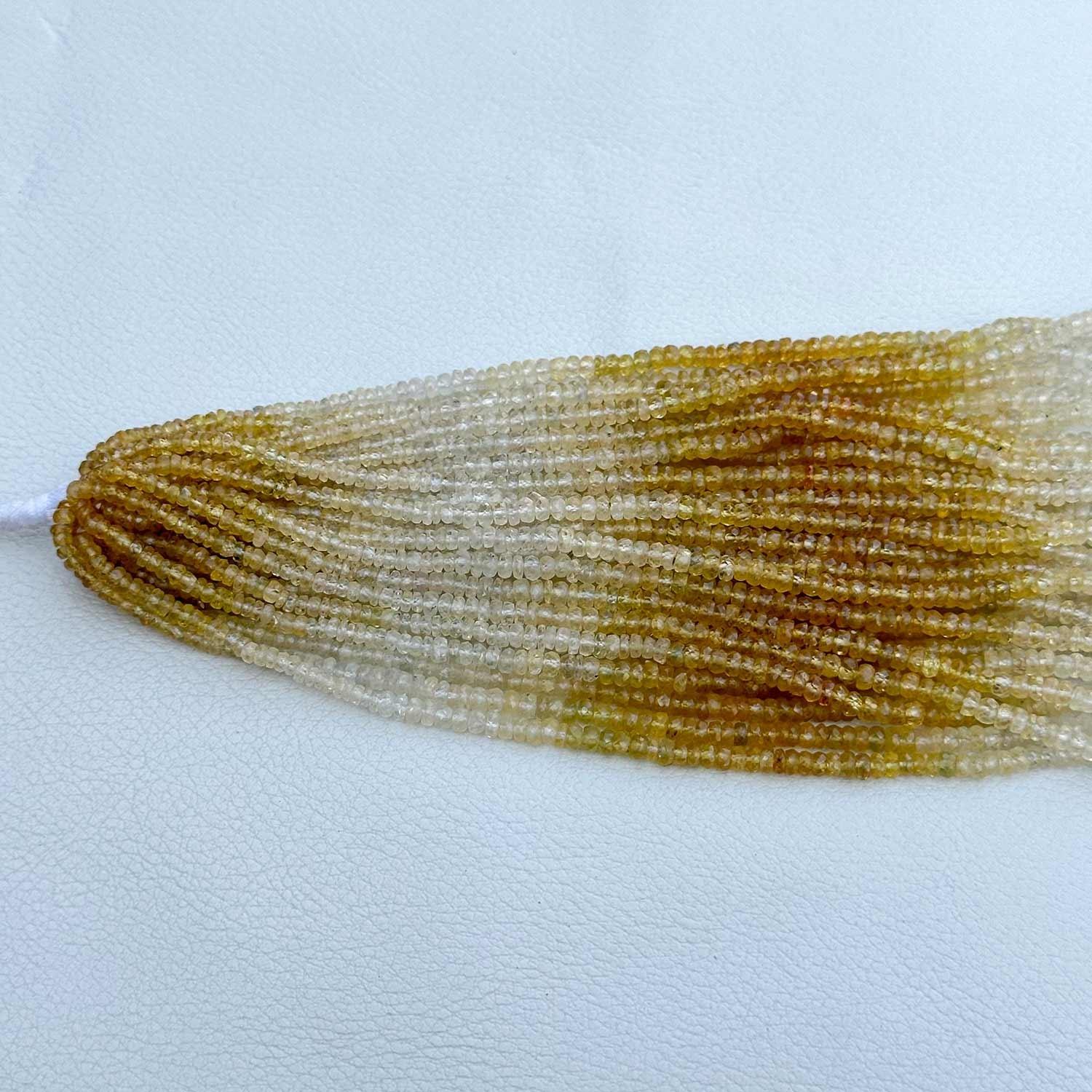 สีเหลือง