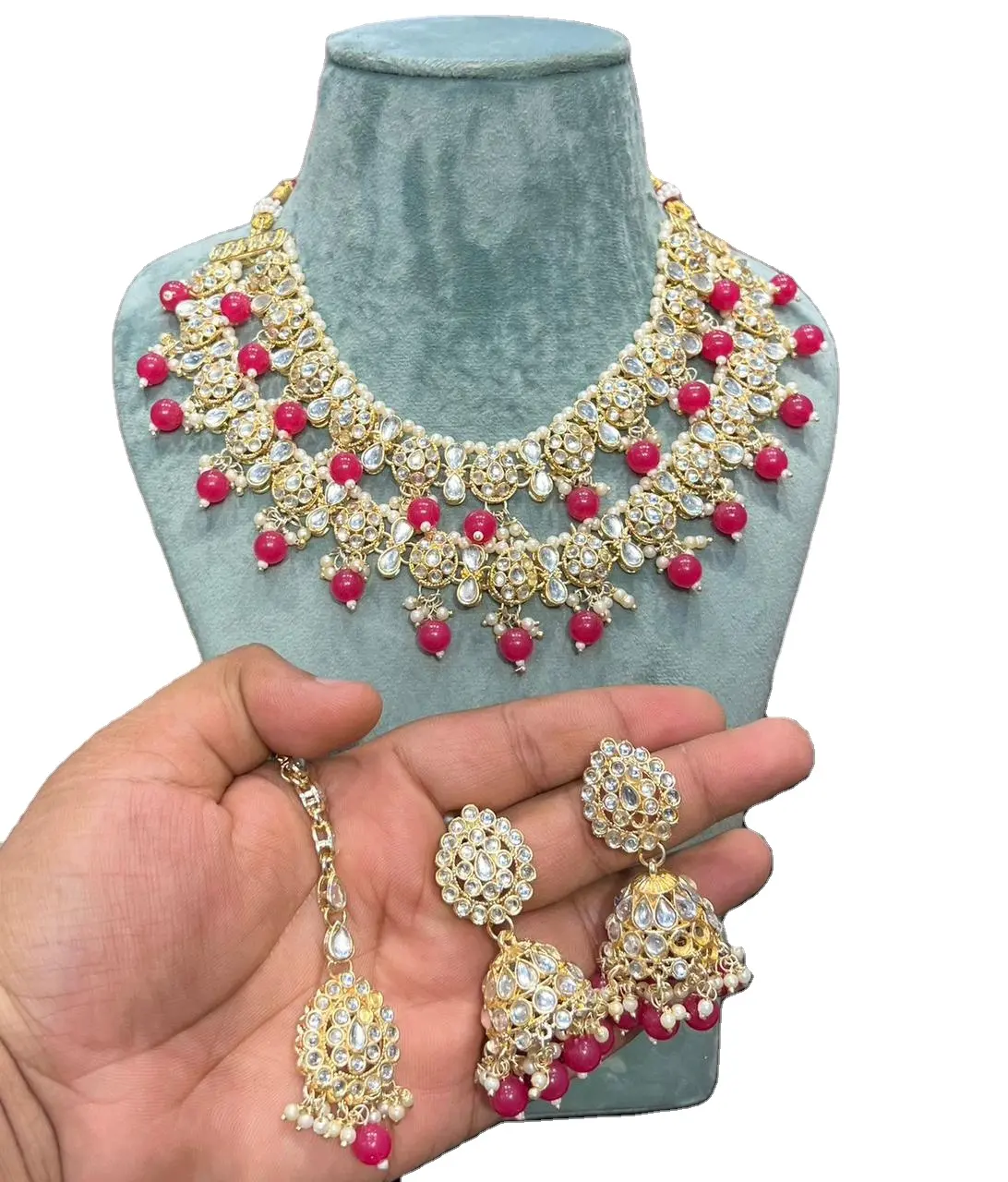 Set di gioielli kundan da sposa indiano kundan set nel prezzo più basso set di gioielli dubai collana di design con orecchini