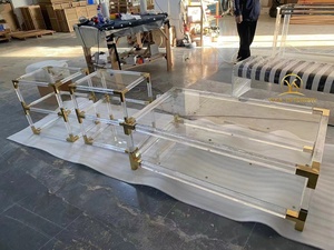 ג'ונתן אדלר שולחן קוקטיילים זכוכית שקופה מסגרת אקריליק זהב מחברי מתכת מרכזי שולחן סלון שולחן קפה מותאם אישית