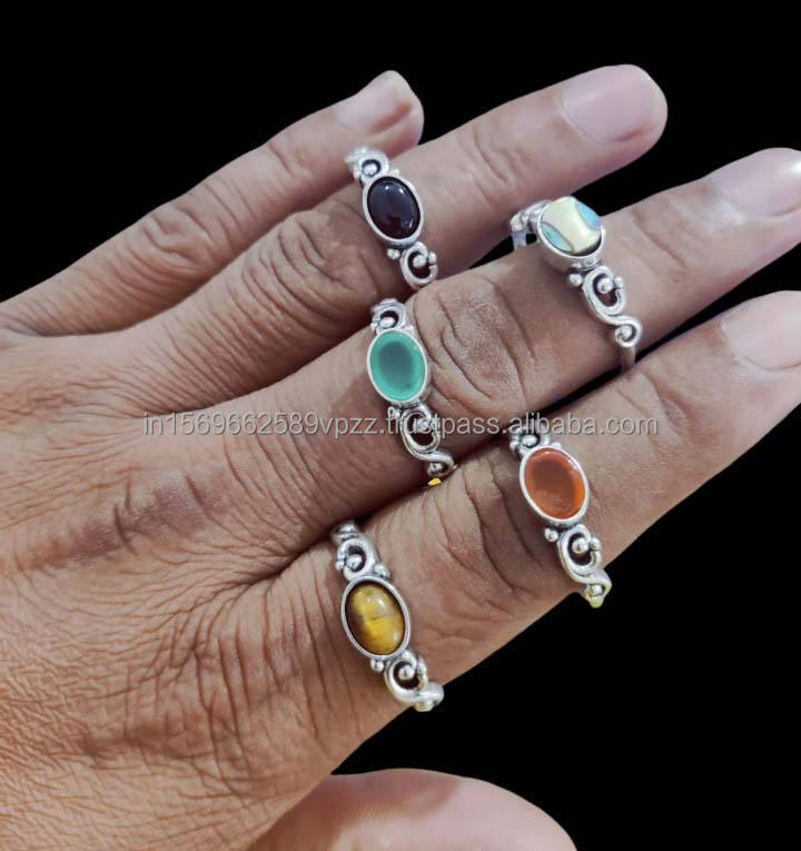 เช่นเดียวกับภาพ