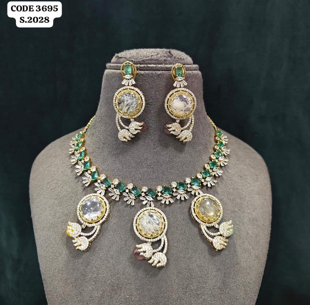 Dual-Tone Gold & Silver Emerald Green Necklace Set