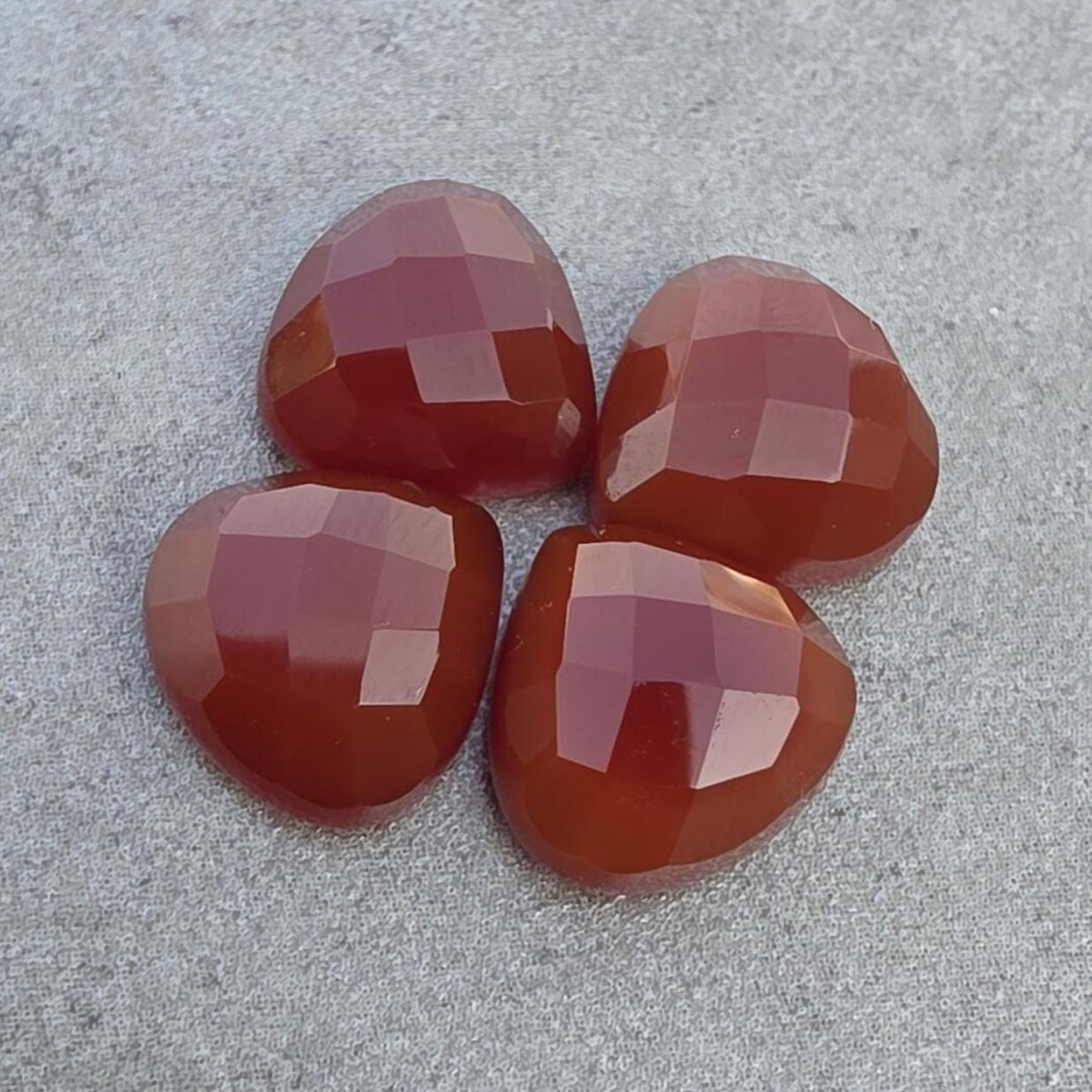 เหมือนในรูป