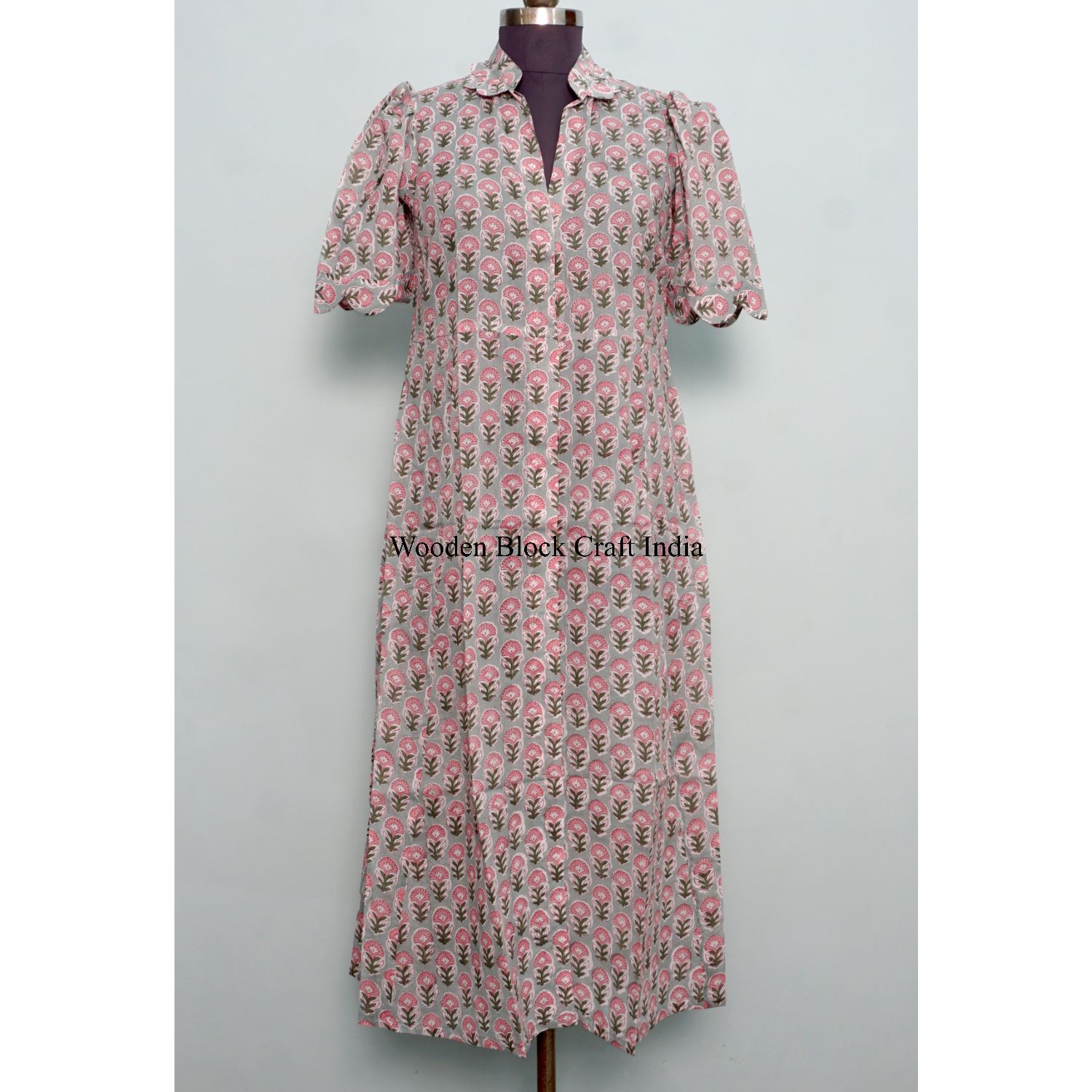 หลาย