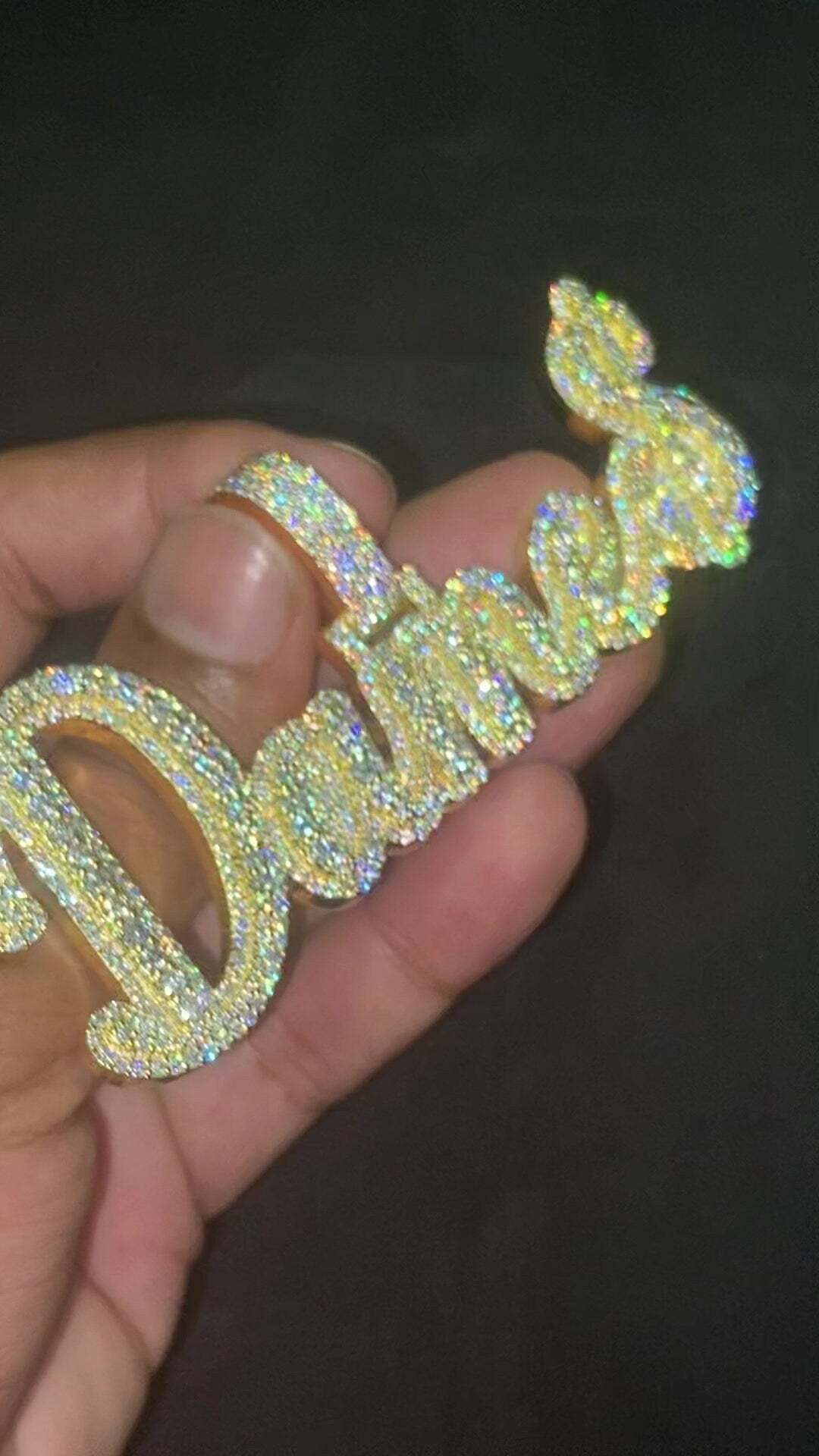 Oro macizo de 14K