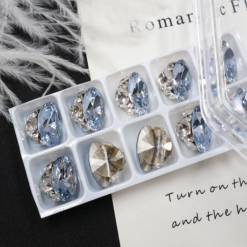 0040 Oval Light Blue