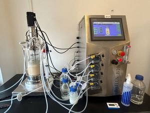 5L Glass bioreactor Fermenter tank integrate real-time monitoring - Product Image 5