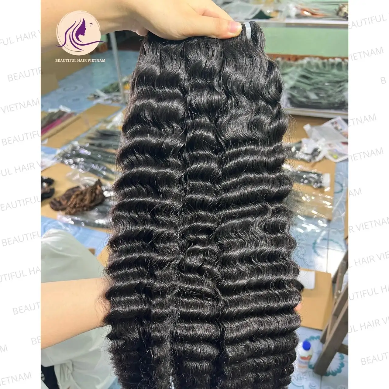 Perruques tressées de vendeur fiable de vague profonde sans enchevêtrement lisse, perruque brésilienne de cheveux humains, Xuchang Aiyiting Crafts Co
