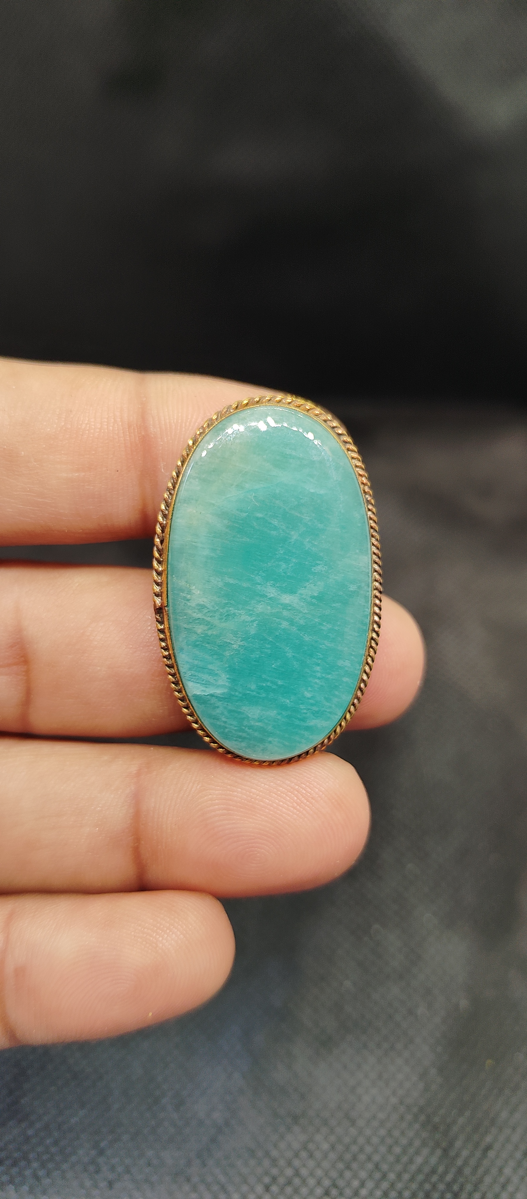 สีเขียว