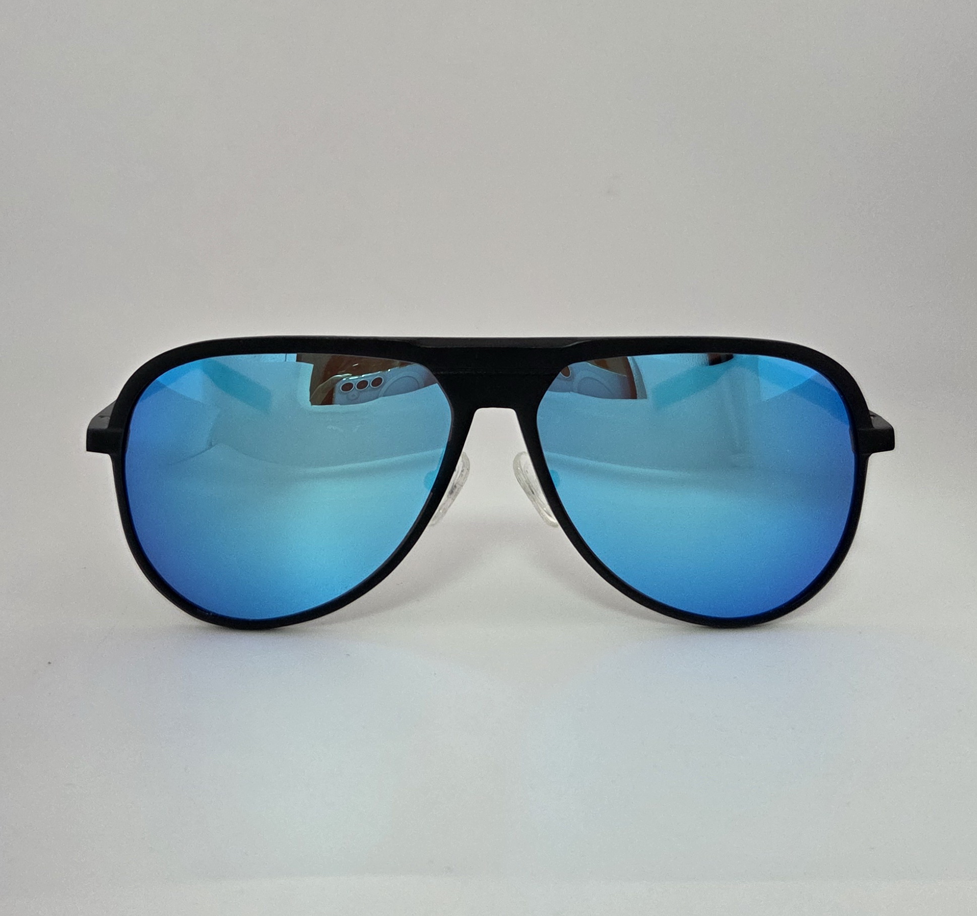 C1 : Miroir bleu glacier