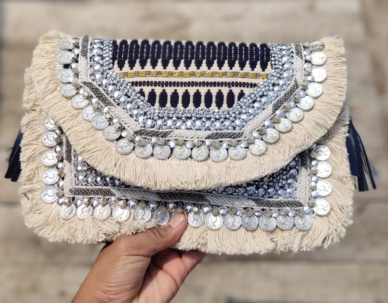 Bolso de mano con cuentas de moda Bohemia-Vintage Banjara, bolso de mano indio para fiesta, bolso de mano para mujer al precio más bajo de LUXURY CRAFTS