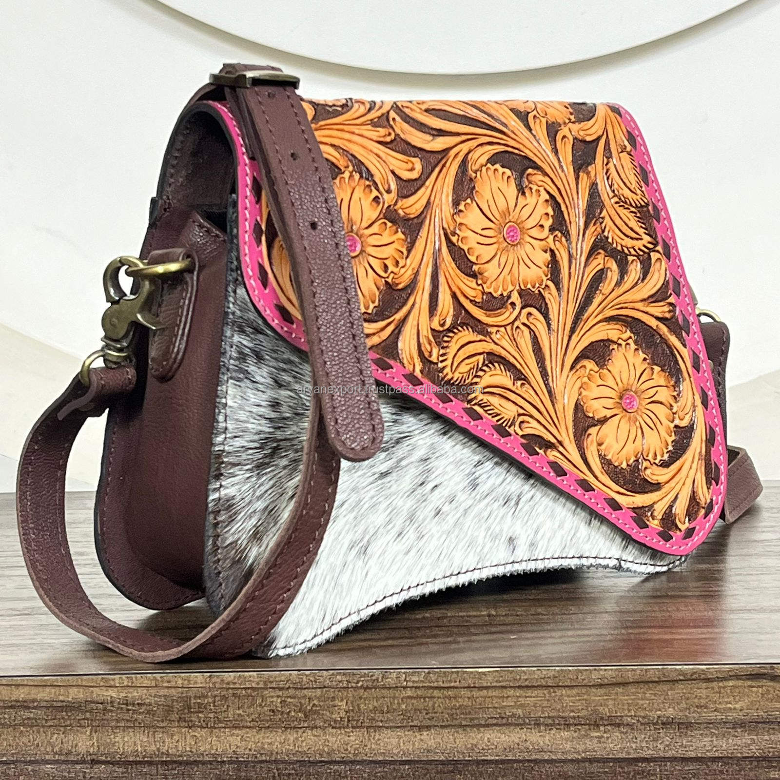 สีน้ำตาล