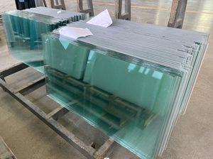 CE ได้รับการรับรอง PVB SGP กระจกนิรภัยลามิเนตใสสำหรับใช้ในยิมบันไดกลางแจ้งได้รับการรับรองจาก SGCC