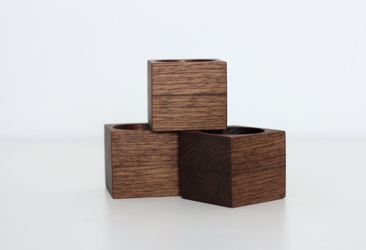 Noyer foncé (brun chocolat)