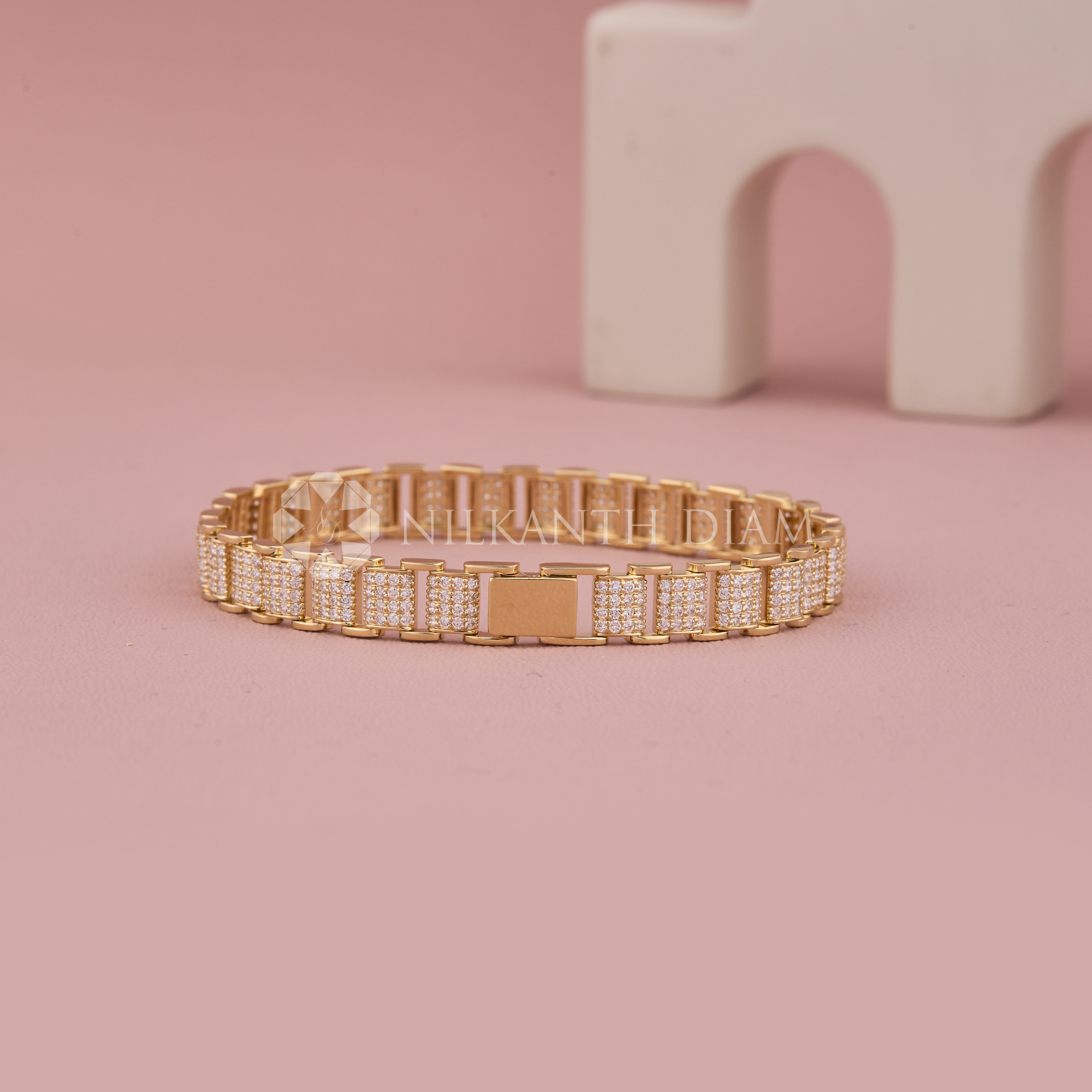 Rose Gold, White Gold, Yellow Gold