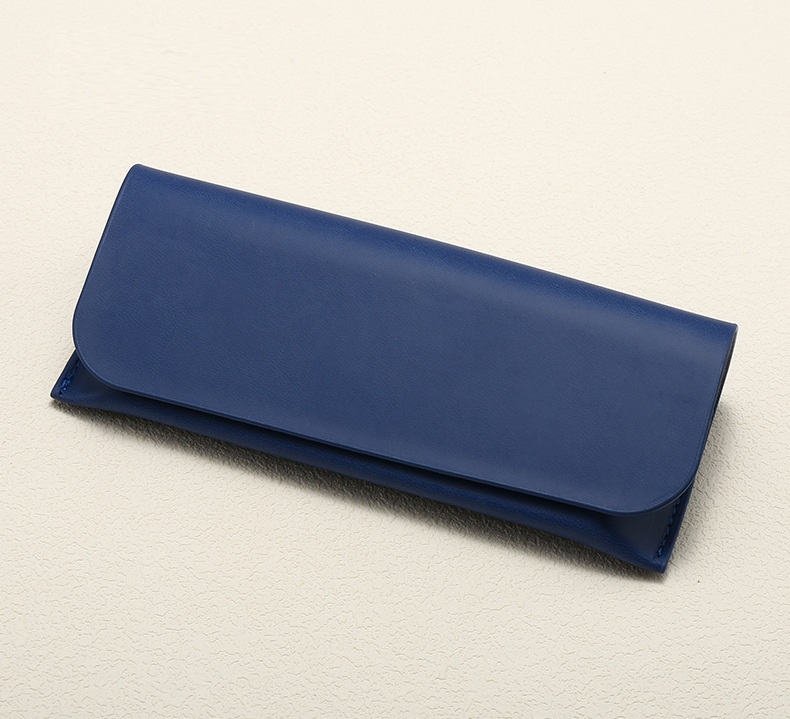 C7: Dark Blue