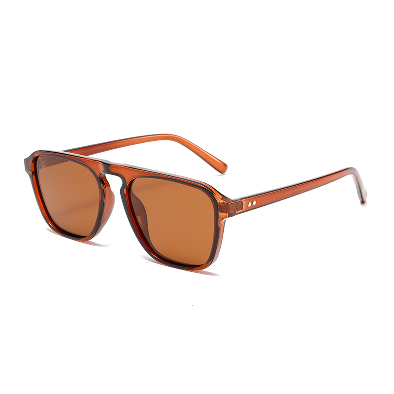 C6: Brown/ Brown