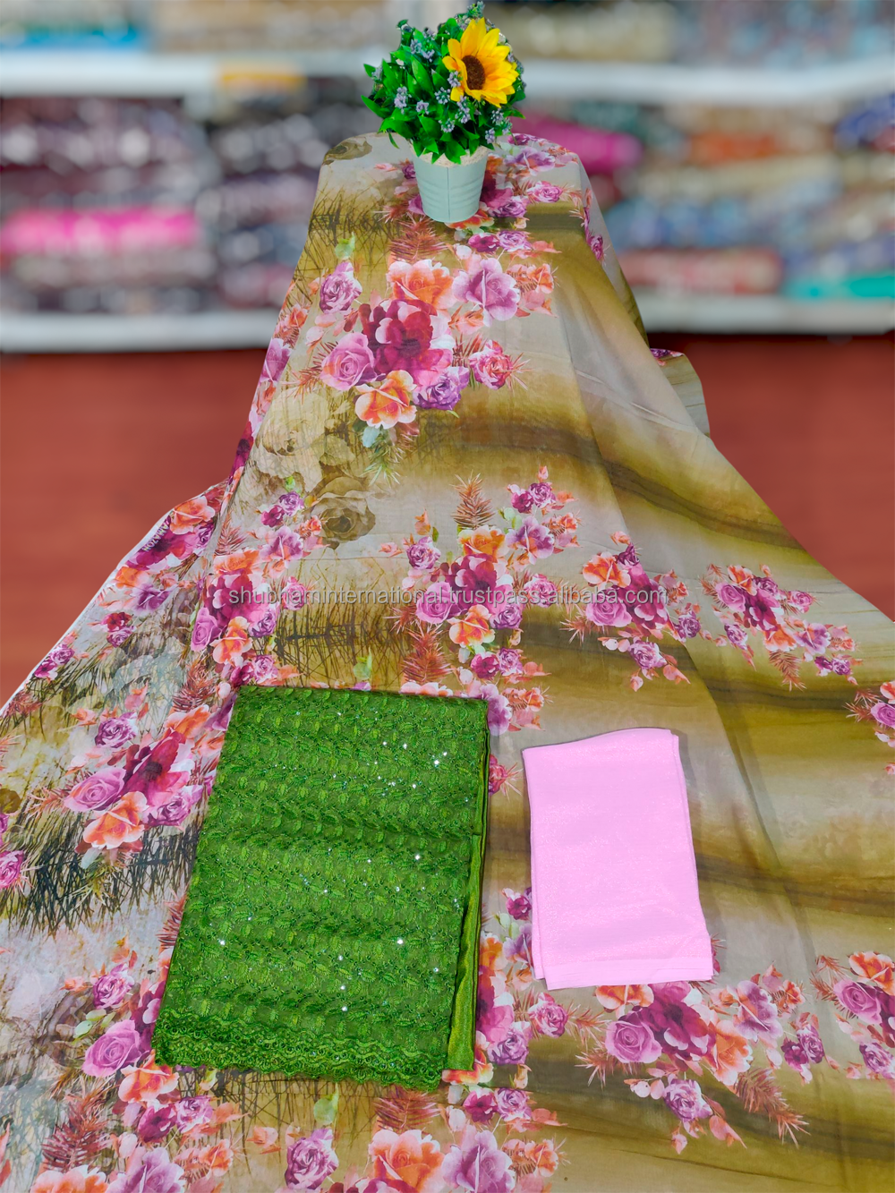 ตามที่แสดง