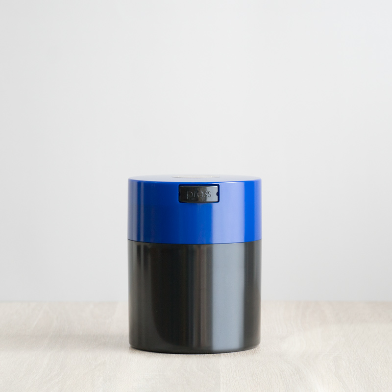 Couvercle bleu + noir
