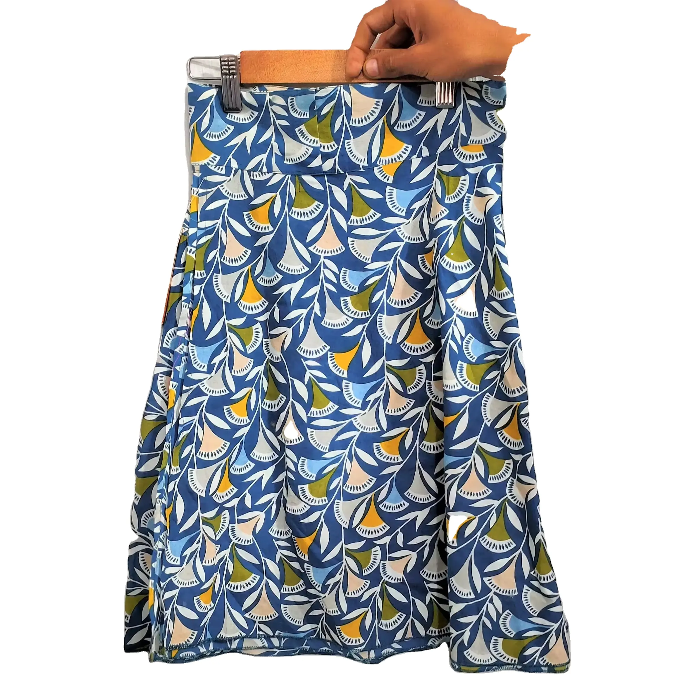 New Fashion Ladies Cotton Wrap Skirt Latest Maxy Print Design with Belt Casual Style for Summer Beachwear for Women