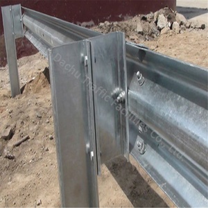Karayolu trafik bariyerleri karayolu uygulaması için sıcak daldırma galvanizli C Post çelik korkuluk ile paslanmaz çarpma bariyeri - Product Image 4