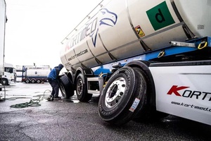 HUBTRAC avrupa yapımı 445/65R22.5 kamyon radyal lastikler hautubeless Tubeless yeni ve kullanılmış DOT & GCC sertifikalı lastik boyutu 195/50R15 - Product Image 3