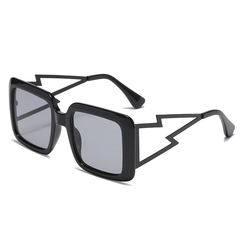 C1: Black/ Smoke
