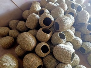 越南稻草编织兔窝销售兔子屋兔龙猫仓鼠豚鼠-可折叠宠物笼草刺猬