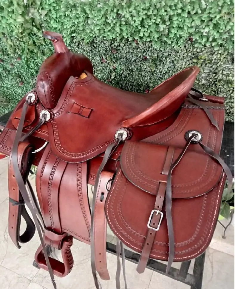 Premium Ranch RopingHorse Genuine Leather Wade Saddle