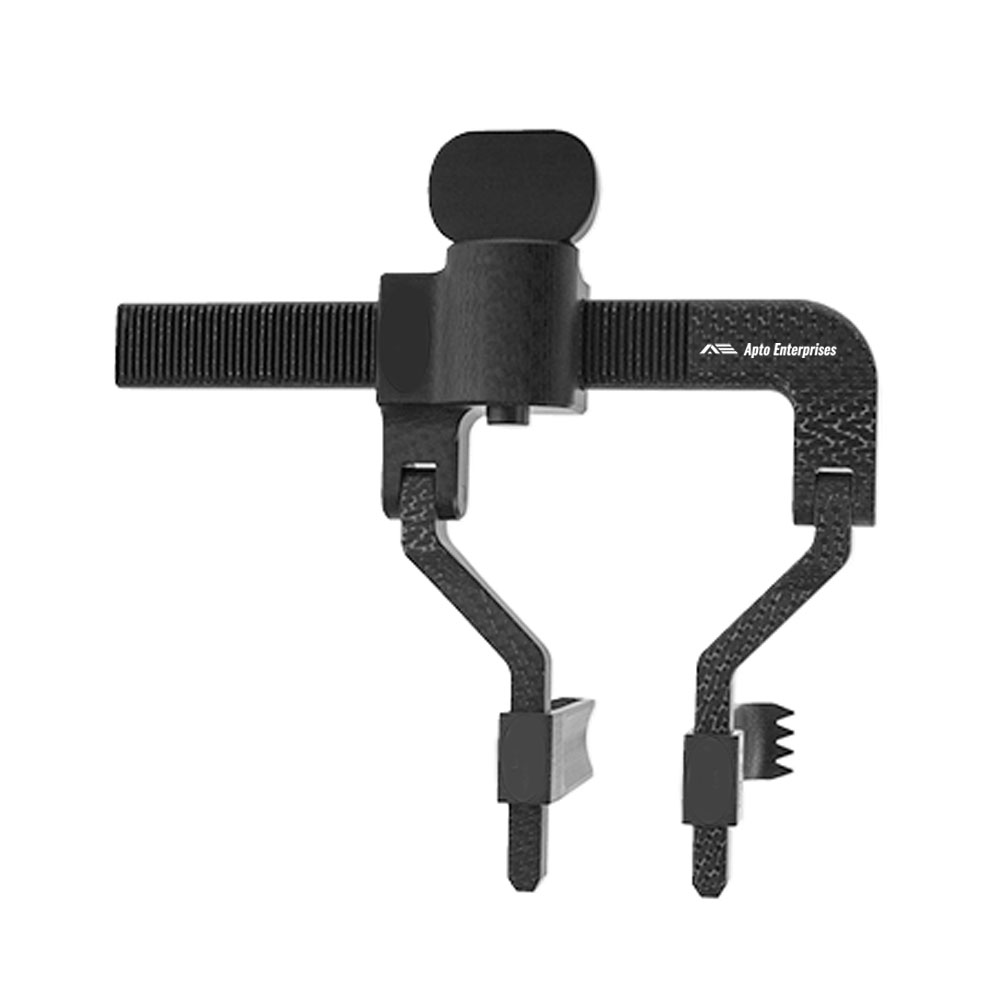PEEK retractor
