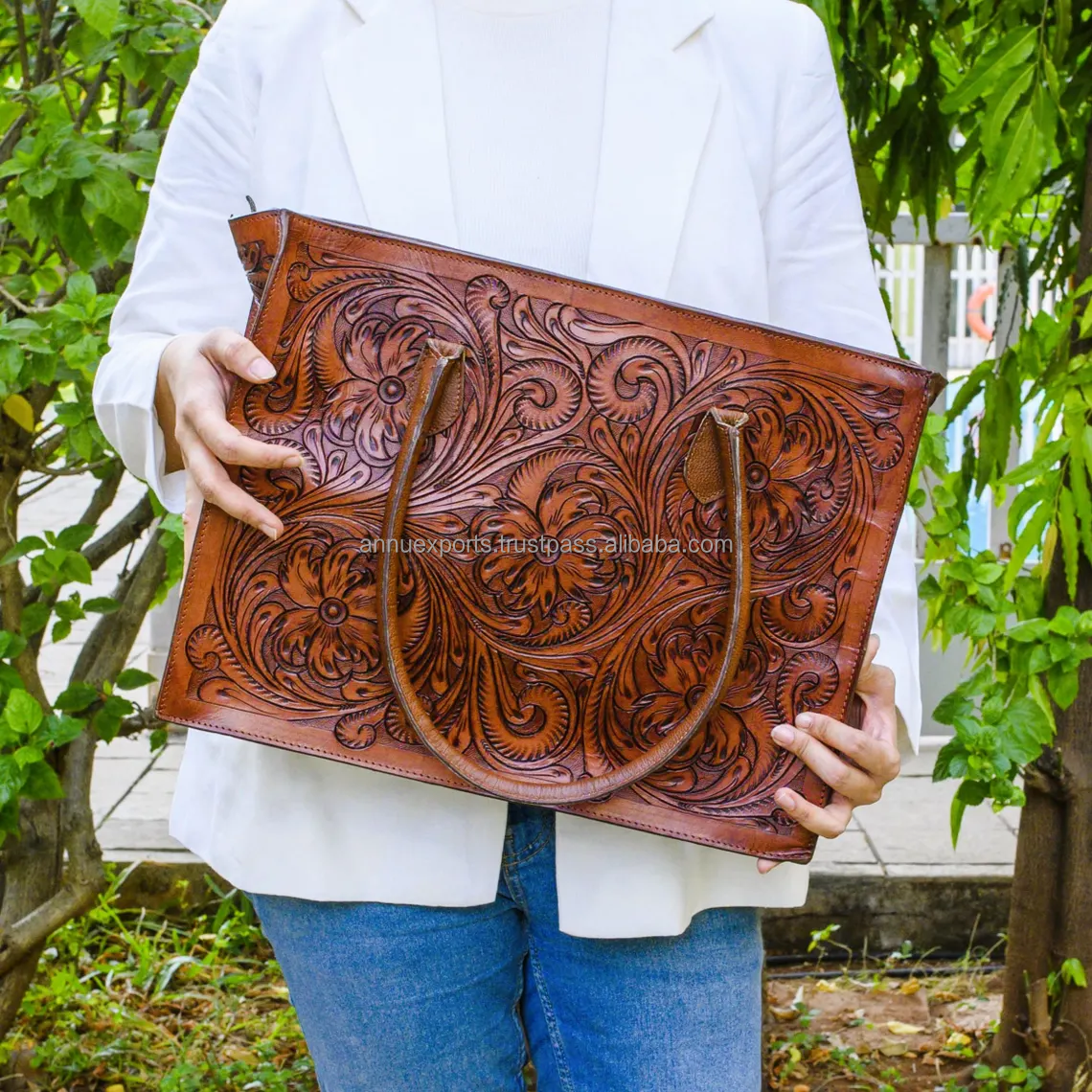 Available color