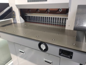 FRONT H5010L <strong>Variable</strong> Frequency Hydraulic <strong>Programmed</strong> Paper Cutting Machine at Low Price - Product Image 6