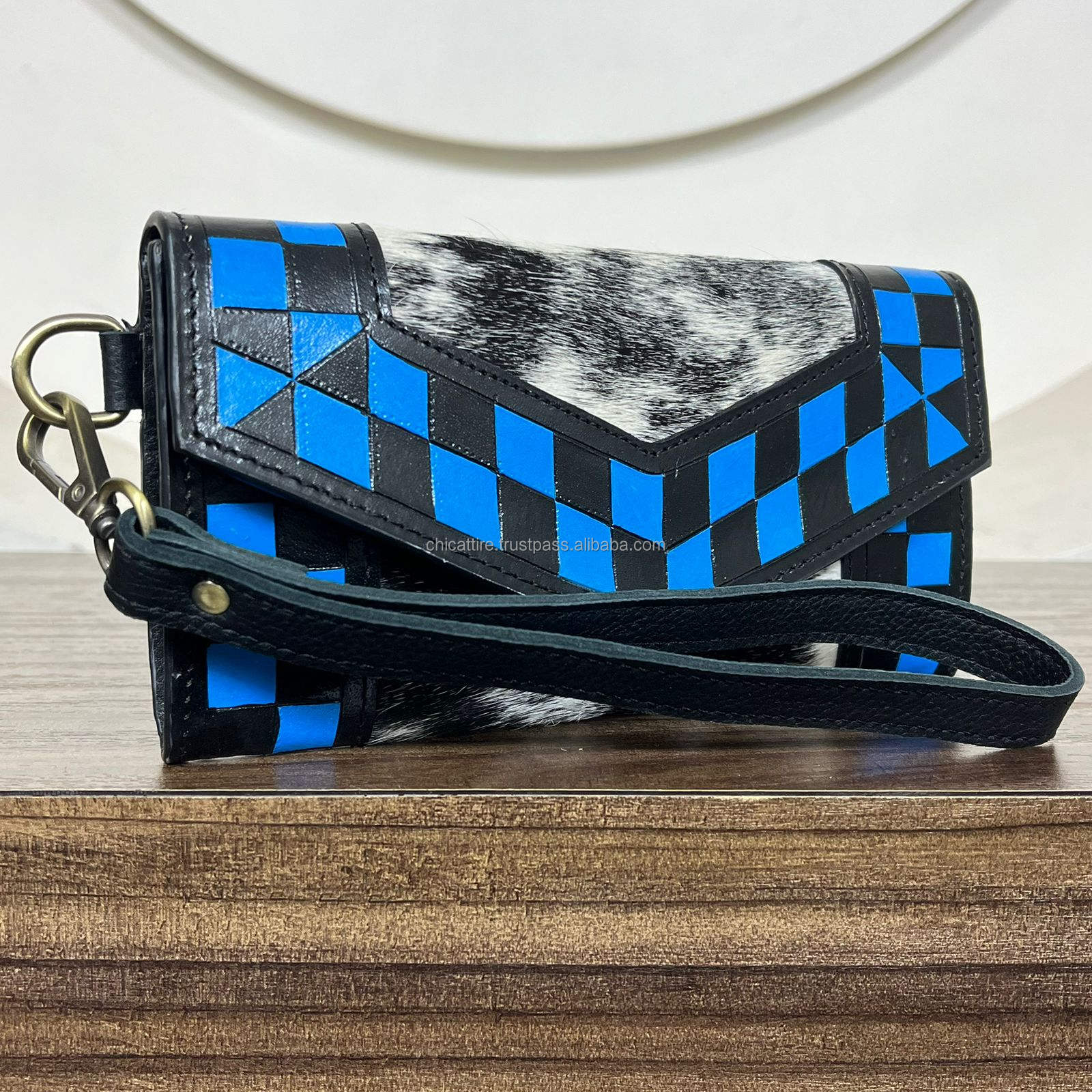 ตาหมากรุกสีดำ & สีน้ำเงิน