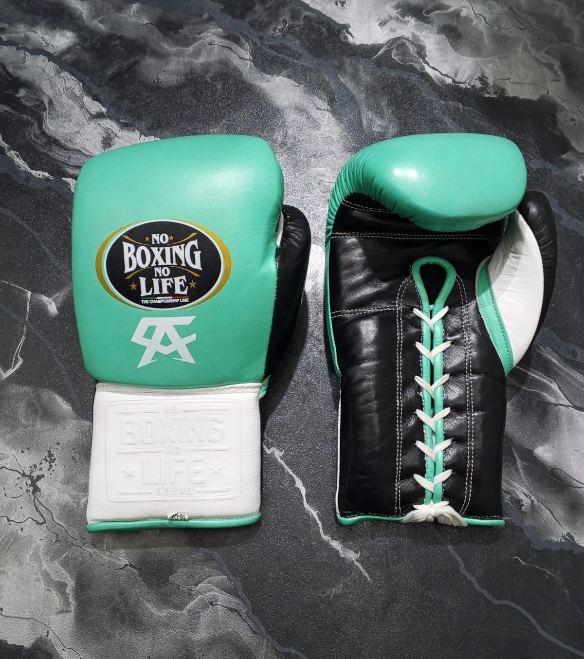 Green Black White