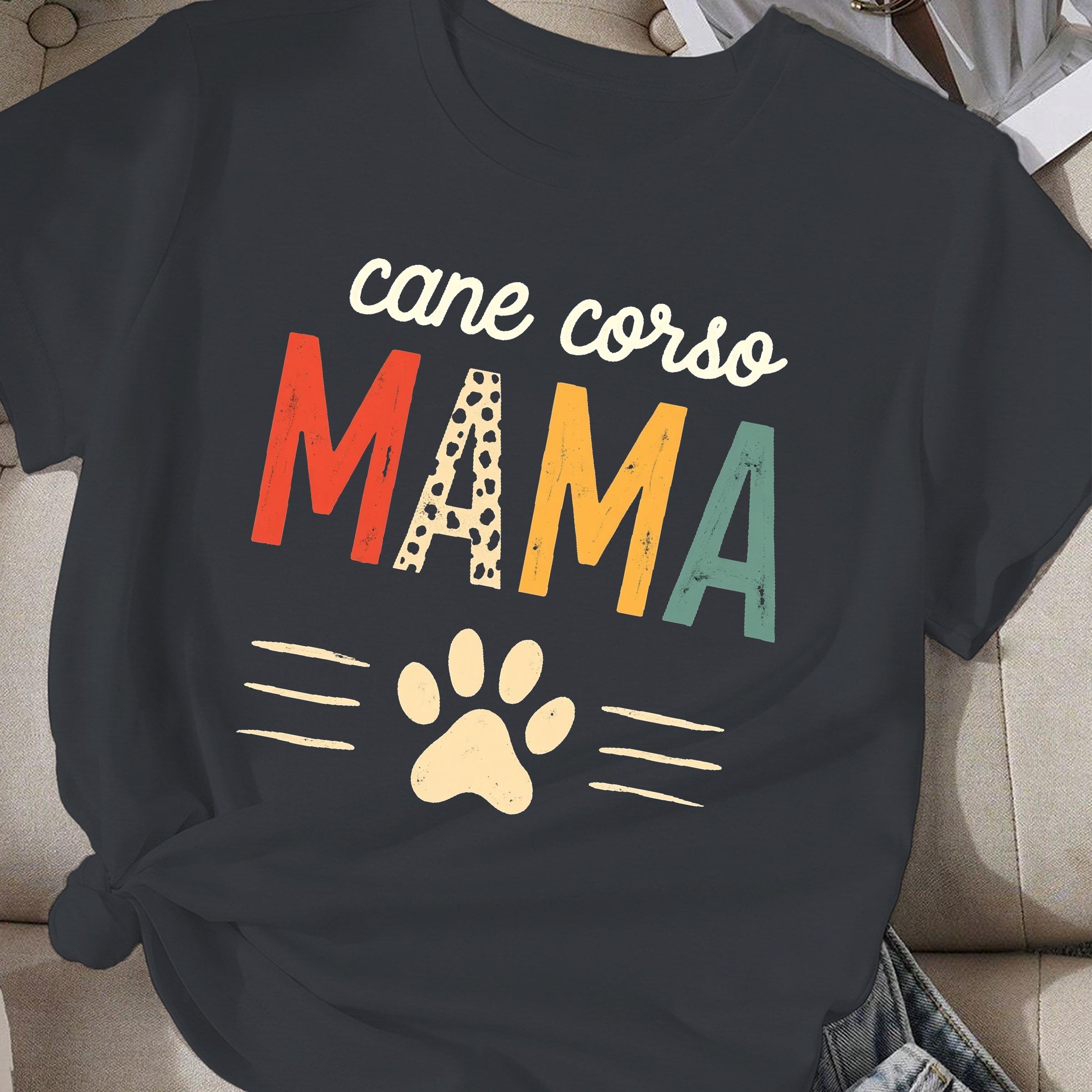 สีเทาเข้ม