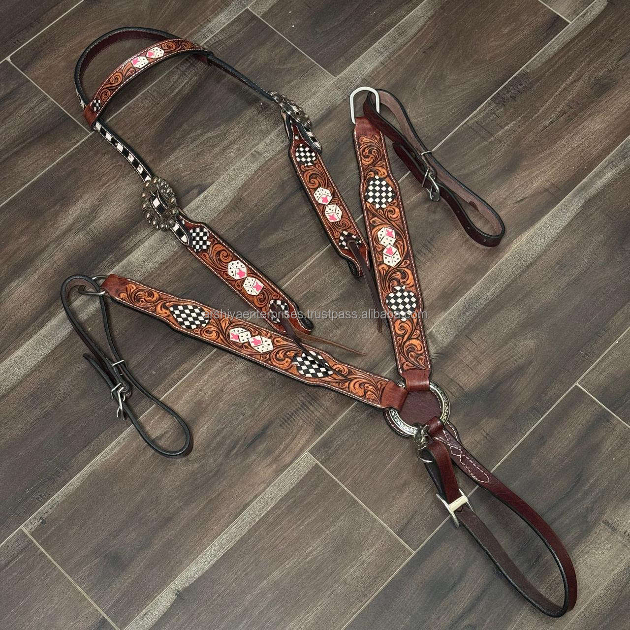 สีน้ำตาล