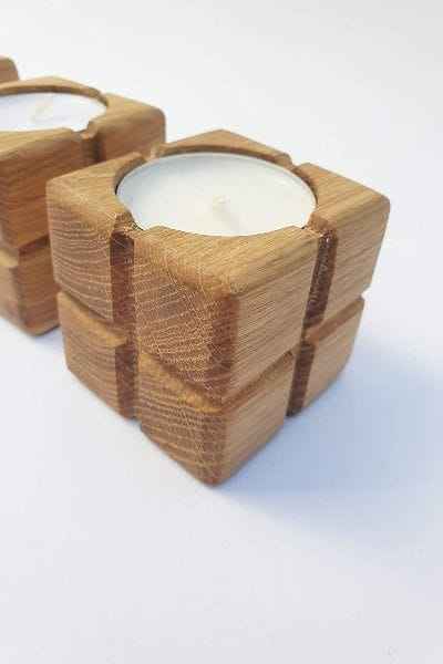 identique à l'image