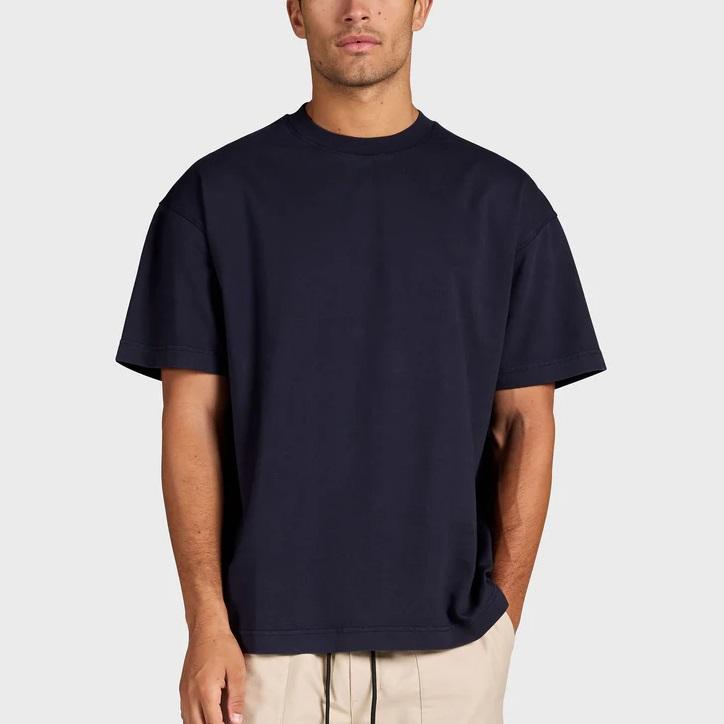 เสื้อโค้ทสีน้ำเงินเข้ม