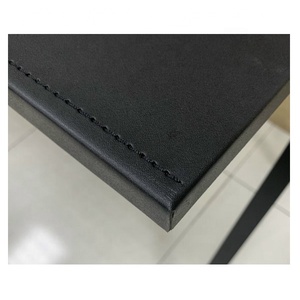 Escritorios de ordenador modernos de lujo con cajones Escritorios de oficina de diseño simple para uso doméstico Material de madera y metal - Product Image 5