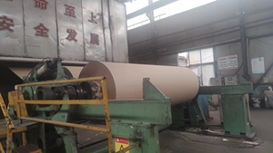 Nhà sản xuất <span class=keywords><strong>2025</strong></span>: 70g-105G tùy chọn cuộn giấy Kraft tráng Phenolic (để làm miếng làm mát) cho nhà kính, trang trại chăn nuôi - Product Image 3