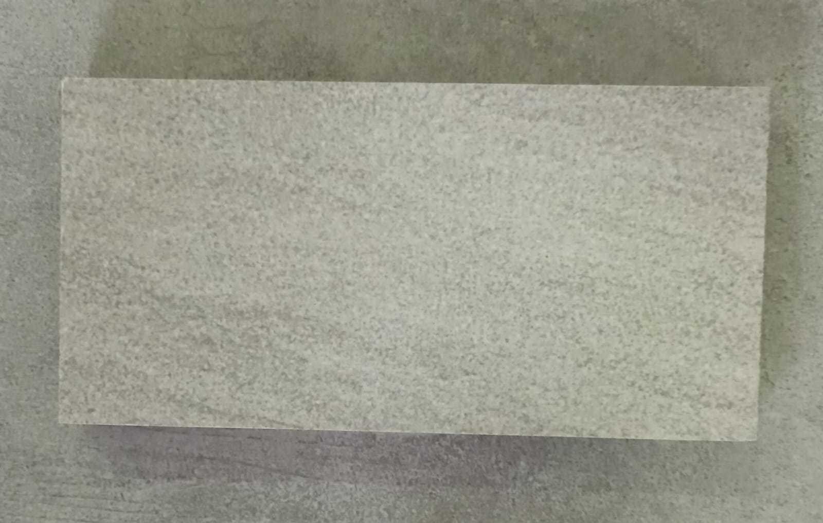Beige ivoire Gris clair