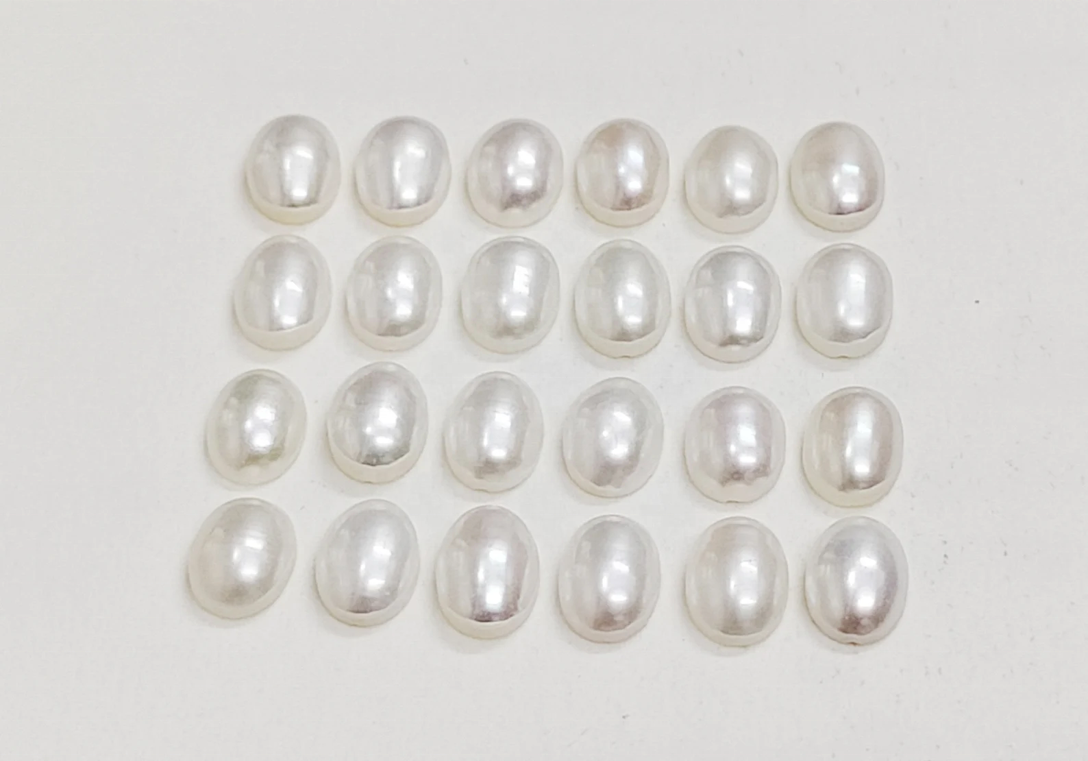 เช่นเดียวกับภาพ