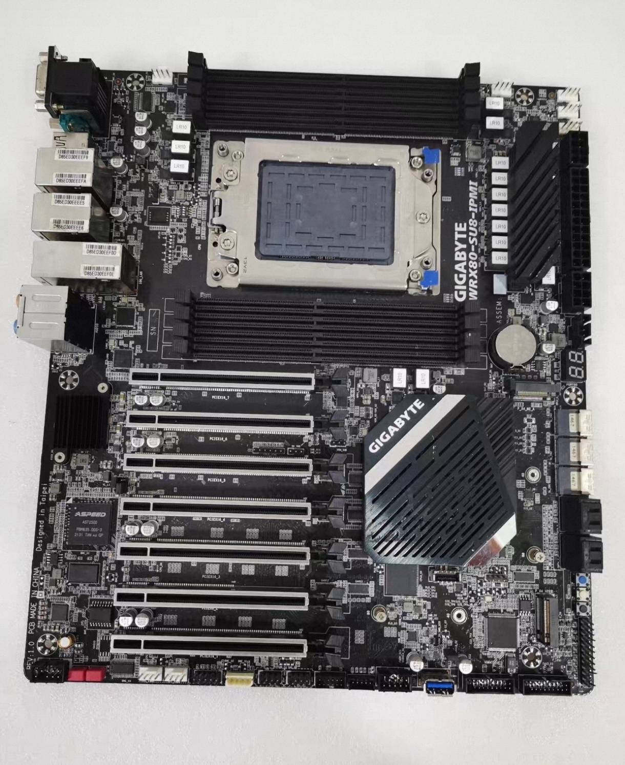 WRX80-SU8-IPMI Used