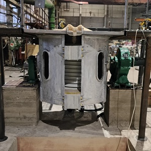 Petit four inclinable en acier <span class=keywords><strong>machine</strong></span> 50kg 70kg 100kg fer fusion électrique fusion des métaux four industriel à <span class=keywords><strong>induction</strong></span>