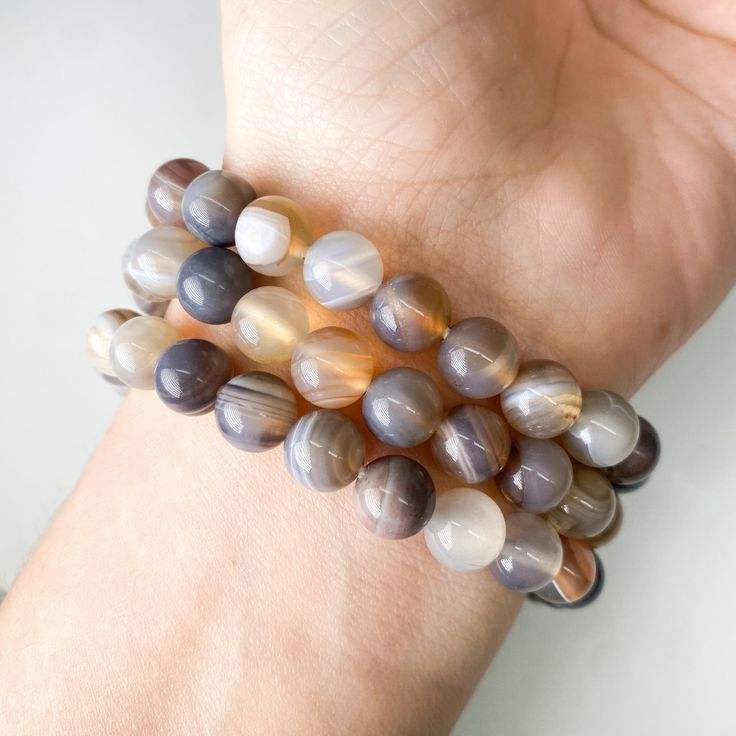 เช่นเดียวกับภาพ