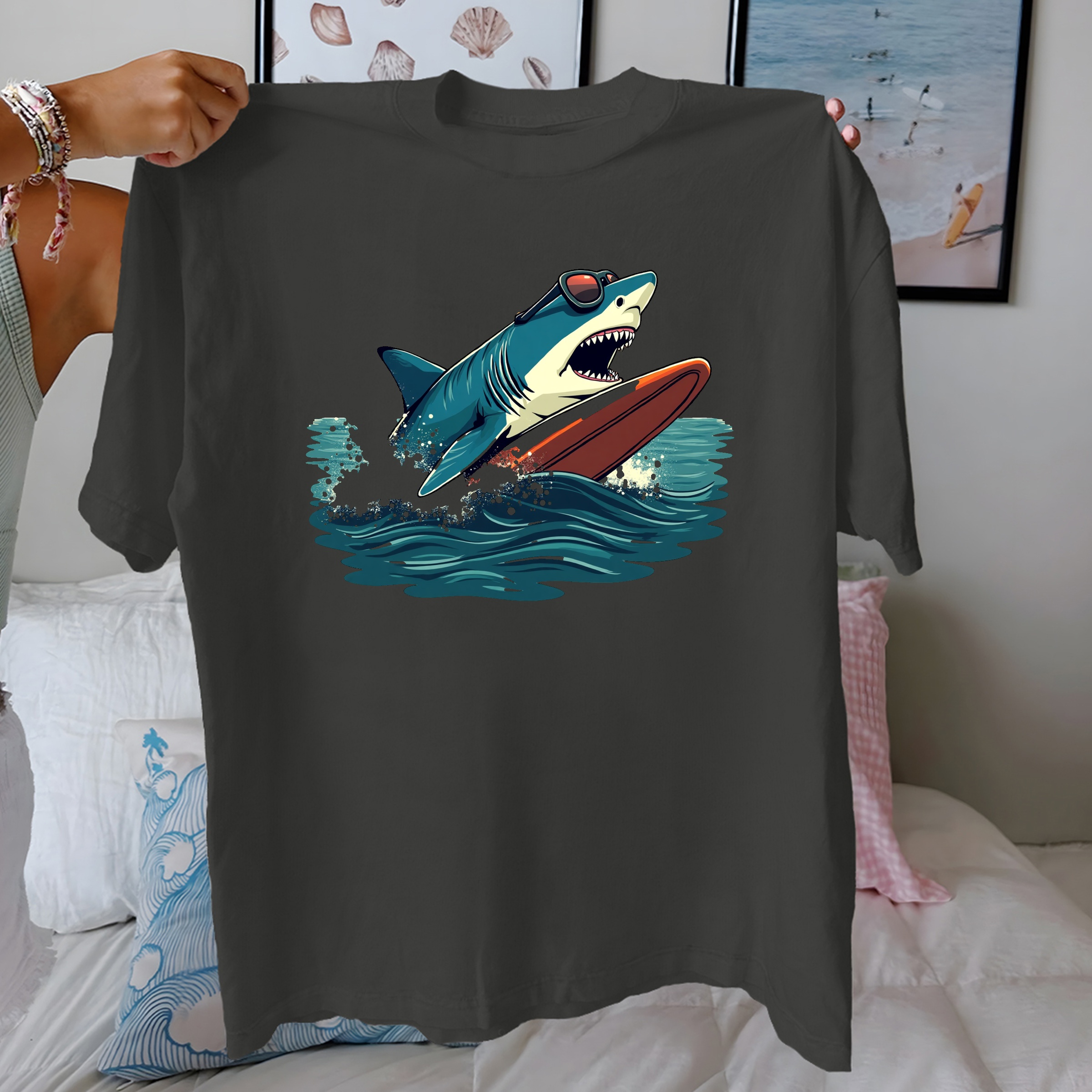 สีเทาเข้ม