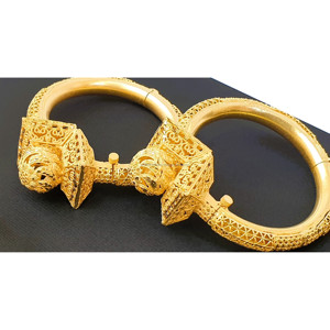 CLASS and CHARM BANGLES WITH 24KT <strong>DUBAI</strong> GOLD PLATED 4GRM GOLD BEST SELLING DESIGN EXQUISITELY CRAFTED at DISCOUNT OFFER - Product Image 6