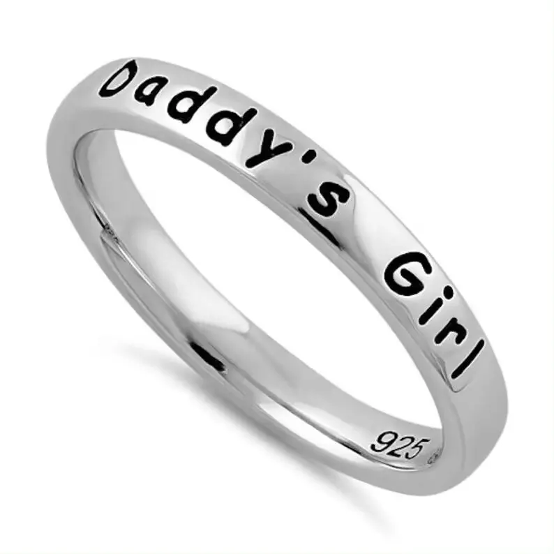 Precio al por mayor Anillo de moda de lujo Plata de Ley 925 Bonito hecho a mano Daddy's Girl Anillo de plata liso Joyería Comprar en línea